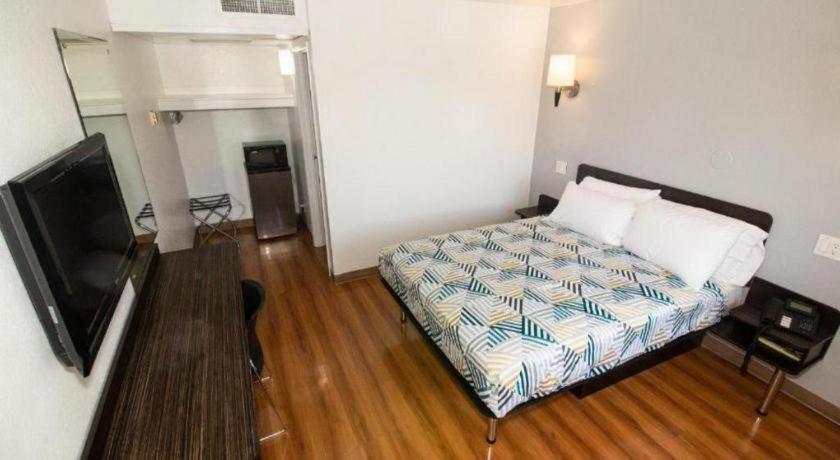 Fairbridge Inn Москоу Екстериор снимка